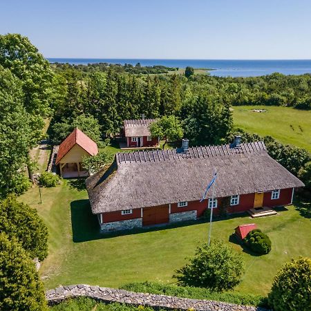 Вилла Kaebruotsa Farmhouse Ruhve Экстерьер фото